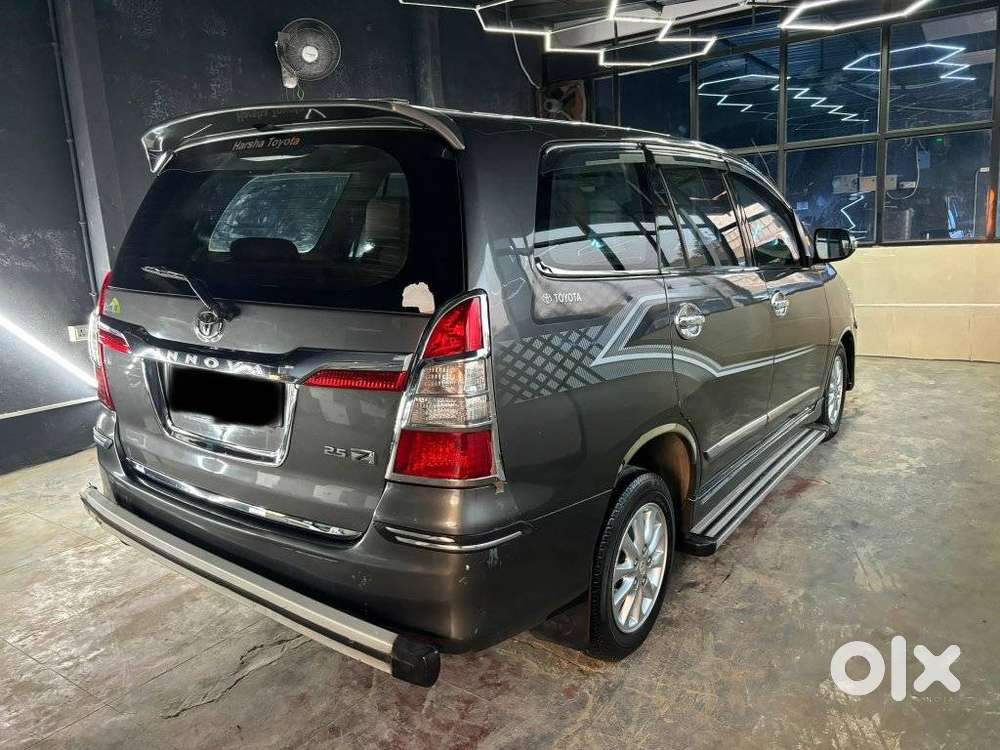 Toyota Innova 2.5 Z Diesel 7 Seater, 2014, Diesel