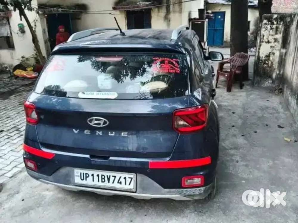 Hyundai Venue Petrol (2019)