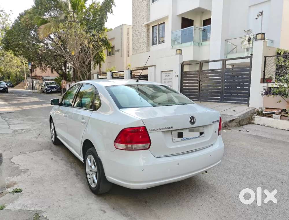 Volkswagen Vento Petrol Highline At, 2014, Petrol