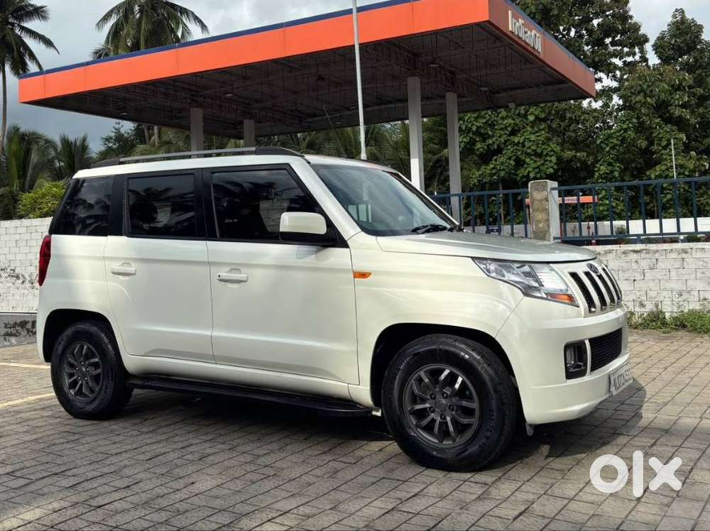 Mahindra Tuv 300 T10, 2017, Diesel