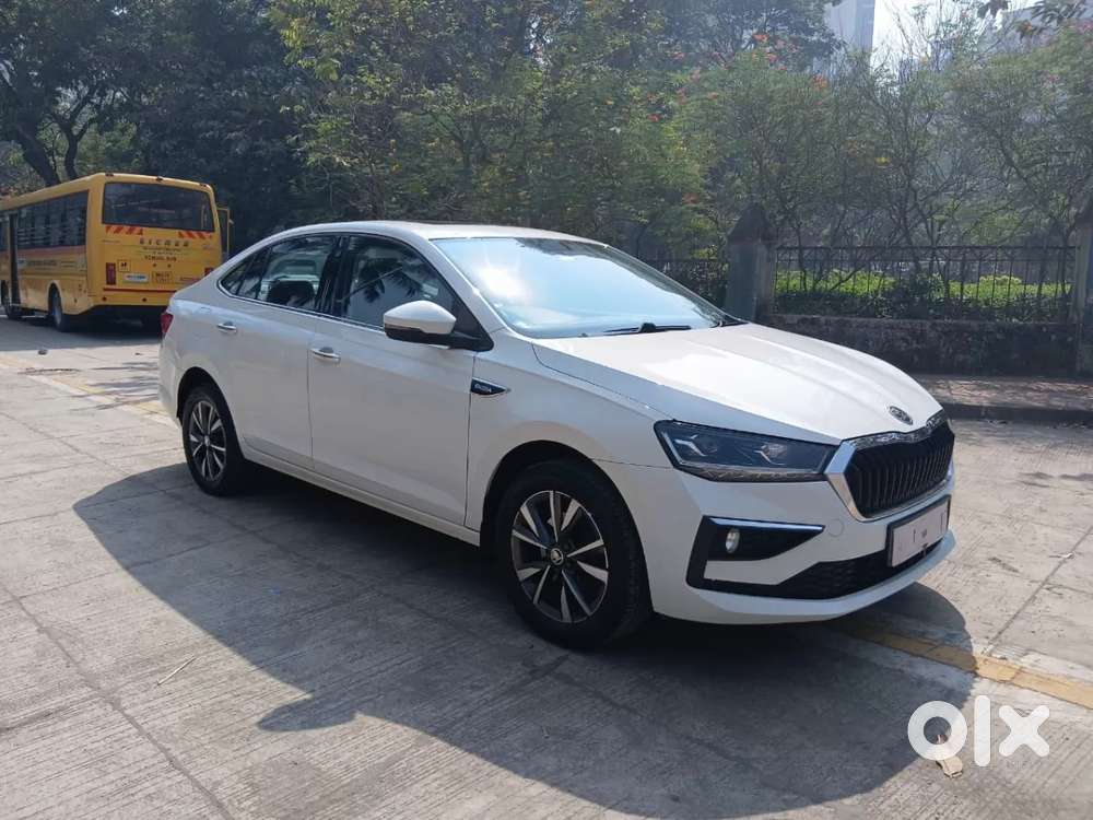 Skoda Slavia Style 1.0l Tsi At, 2023, Petrol