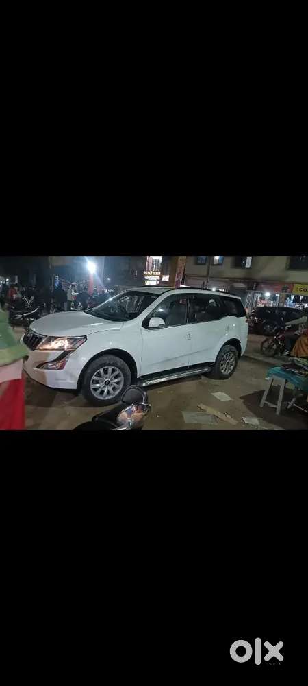 Mahindra Xuv500 2018 Diesel 85000 Km Driven