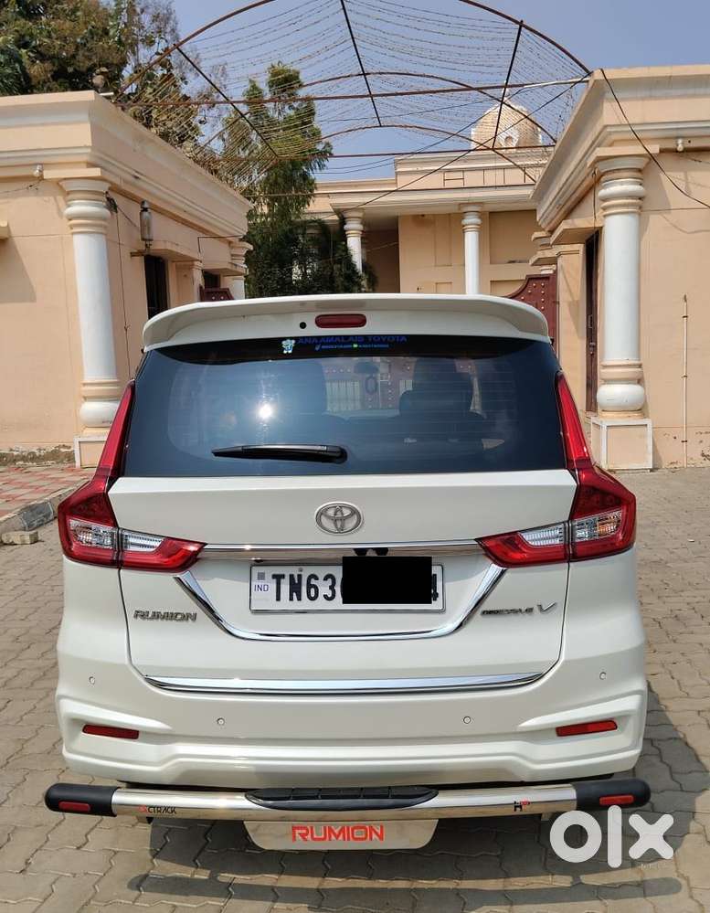 Toyota Rumion V Mt, 2023, Petrol