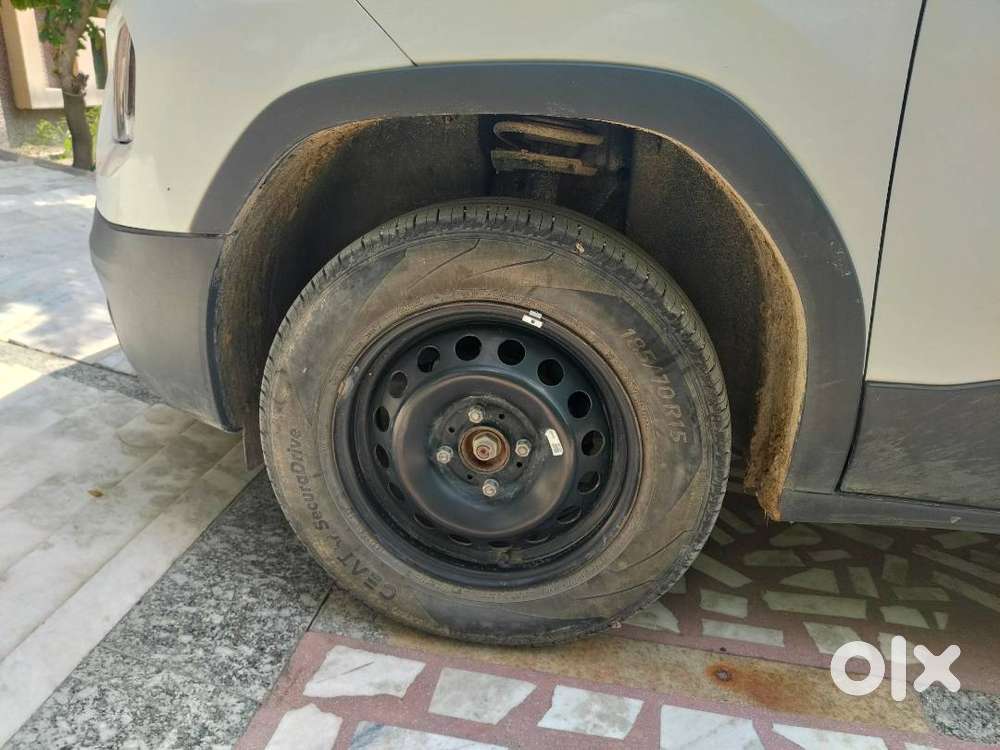 Well Maintained Without Any Scratche At Brand New Condition With All T