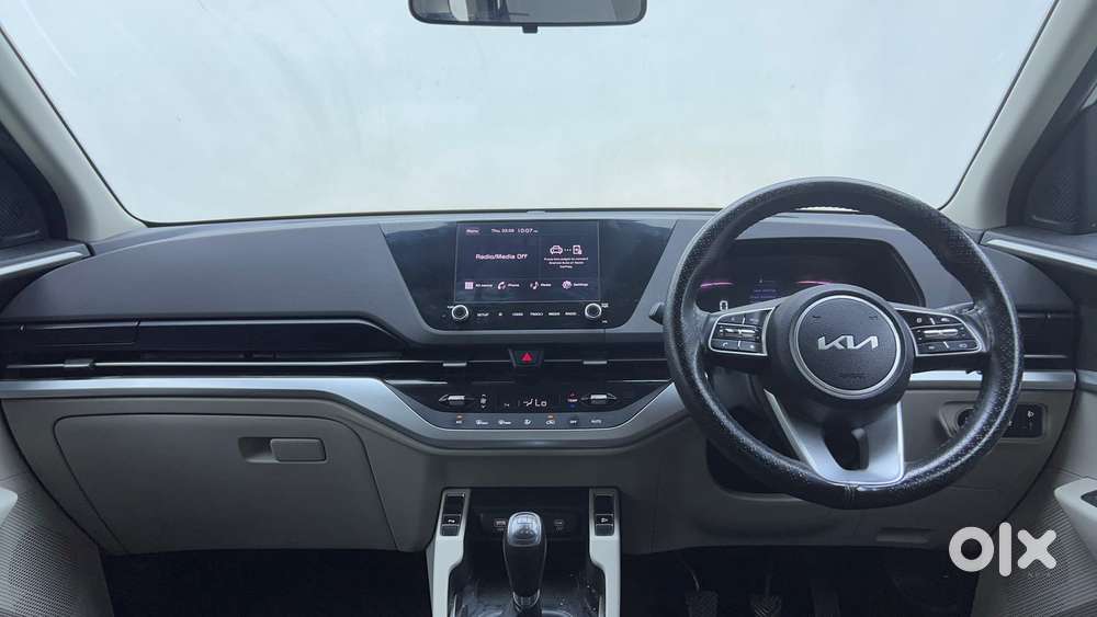 Kia Carens 1.4 Prestige Plus Turbo 7 Str, 2023, Petrol