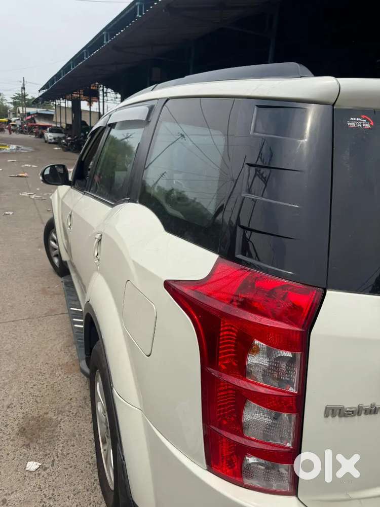 Mahindra Xuv500 2016 Diesel 100000 Km Driven