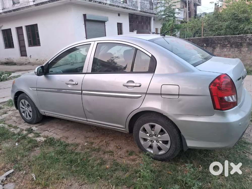 Hyundai Verna 2010