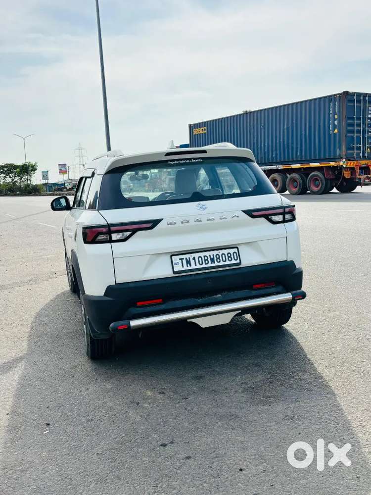 Maruti Suzuki Brezza 2024 Petrol 45000 Km Driven