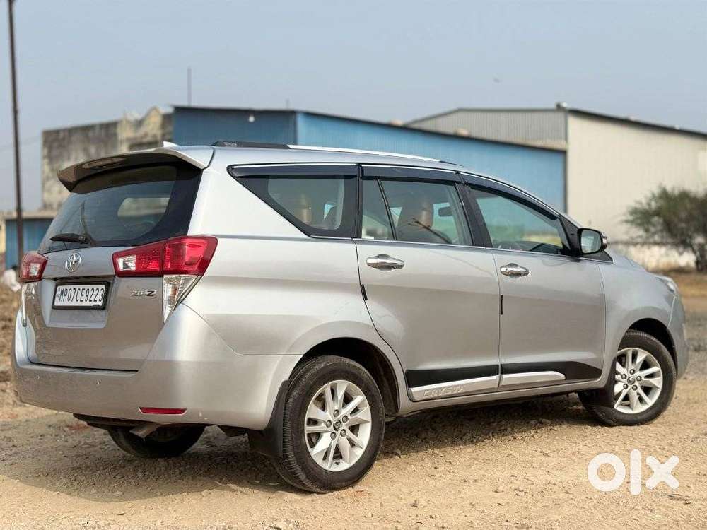 Toyota Innova Crysta 2.8z Automatic, 2017, Diesel