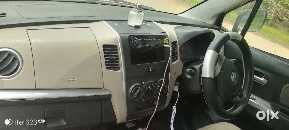 Maruti Suzuki Wagon R


 2013 Petrol 37089 Km Driven