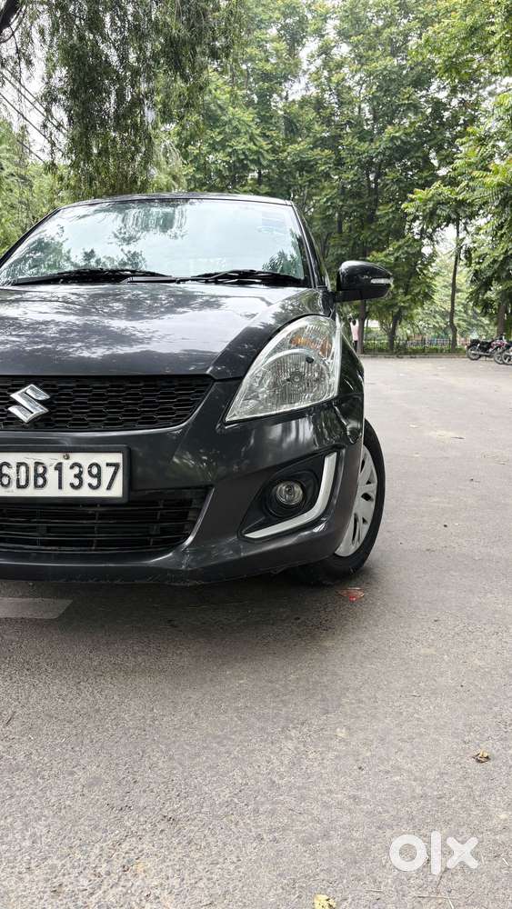 Maruti Suzuki Swift Vxi Optional, 2016, Petrol