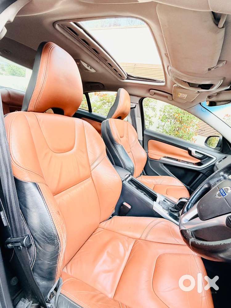 Volvo S60 D5 Inscription, 2016, Diesel