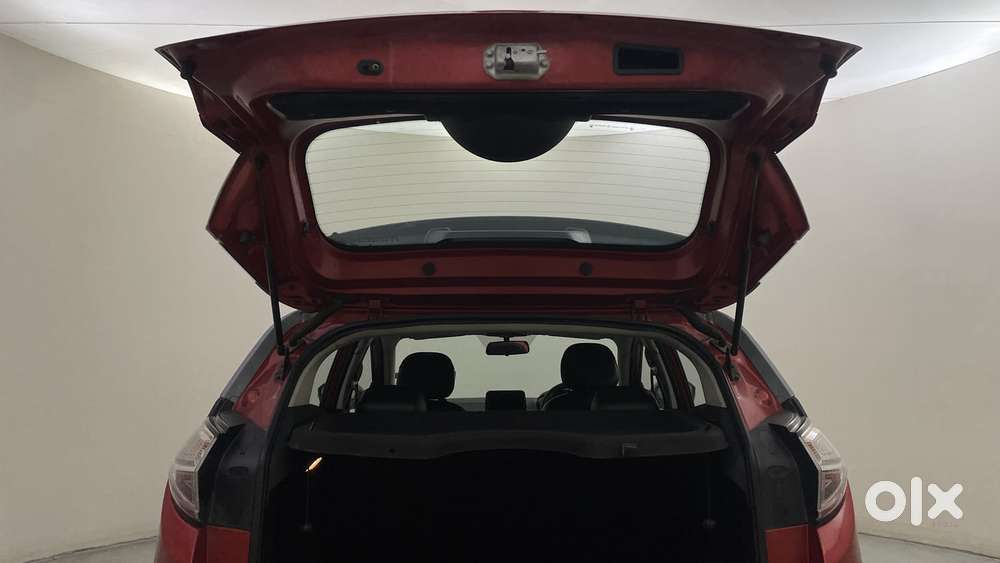 Tata Nexon 1.2 Revotron Xza Plus (l), 2018, Petrol
