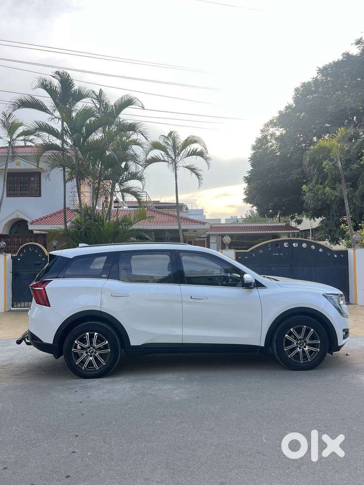 Mahindra Xuv700 2.2 Ax 7 Diesel At Str, 2022, Diesel