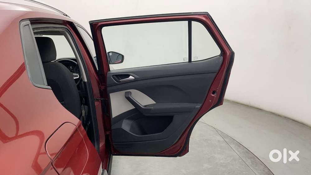 Volkswagen Taigun 1.0 Tsi Highline At, 2022, Petrol