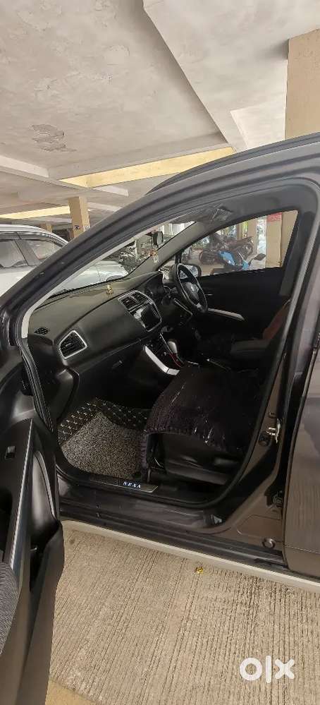 Maruti Suzuki S-cross 2021 Petrol Well Maintained