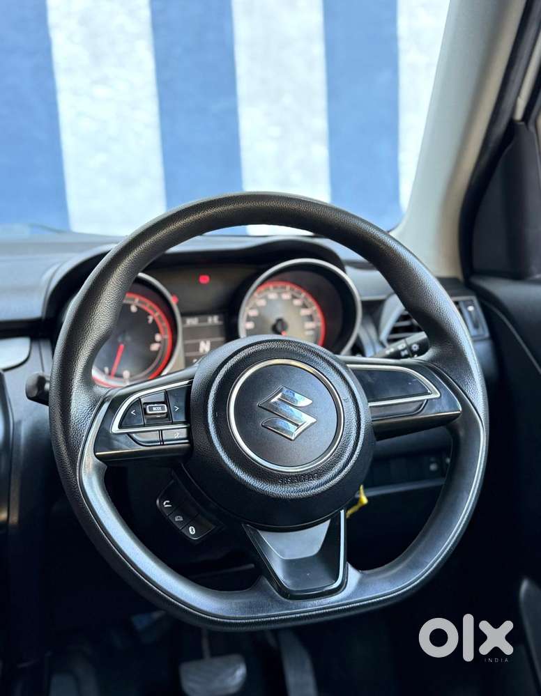 Maruti Suzuki Swift Vxi Optional, 2019, Petrol