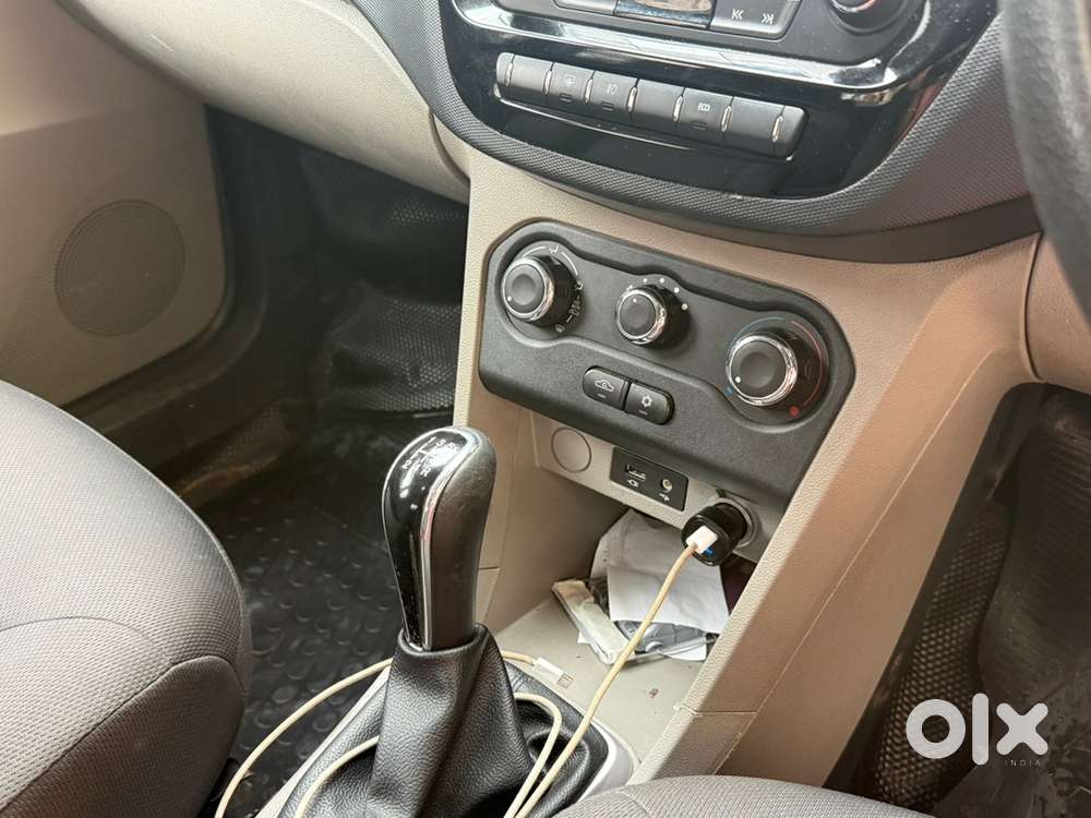 Tata Tiago Petrol 2017