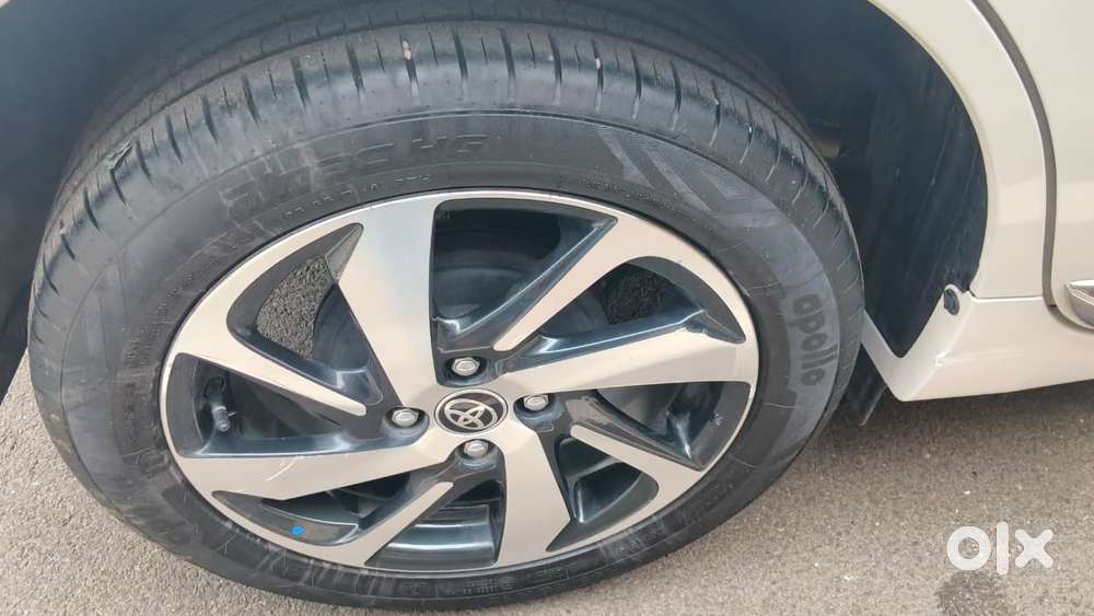 Toyota Glanza 1.2 V, 2024, Petrol