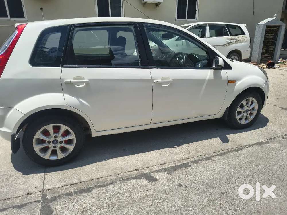 Ford Figo Titanium Diesel Well Maintained Car
