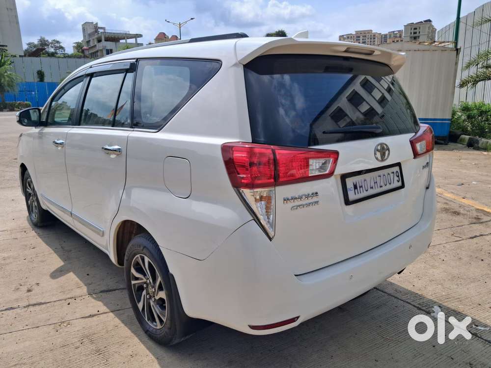 Toyota Innova Crysta 2.4 G Mt 7 Str, 2017, Diesel