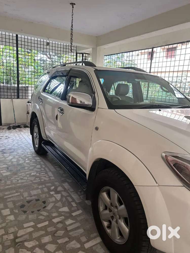 Toyota Fortuner Diesel 2011 4x4