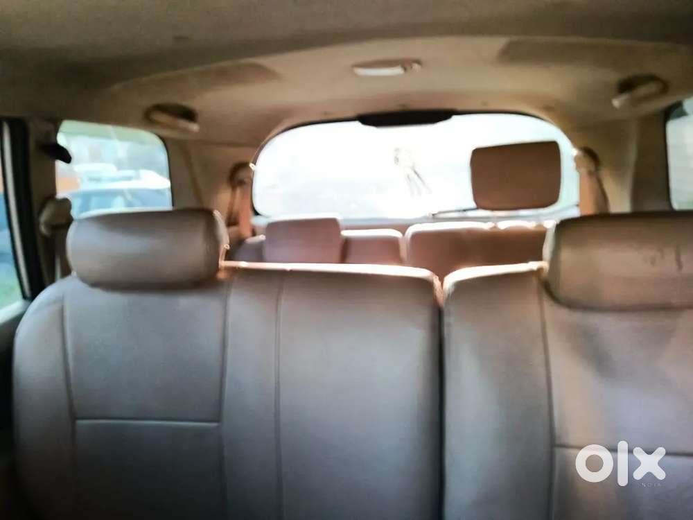 Toyota Innova 7 Seater 2010 Manual Diesel