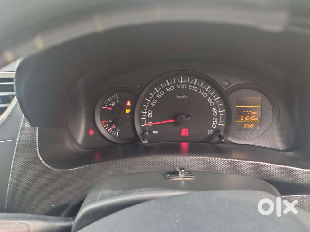 Maruti Suzuki Swift Lxi Option, 2016, Petrol