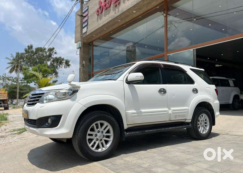Toyota Fortuner 3.0 4x2 Automatic, 2013, Diesel