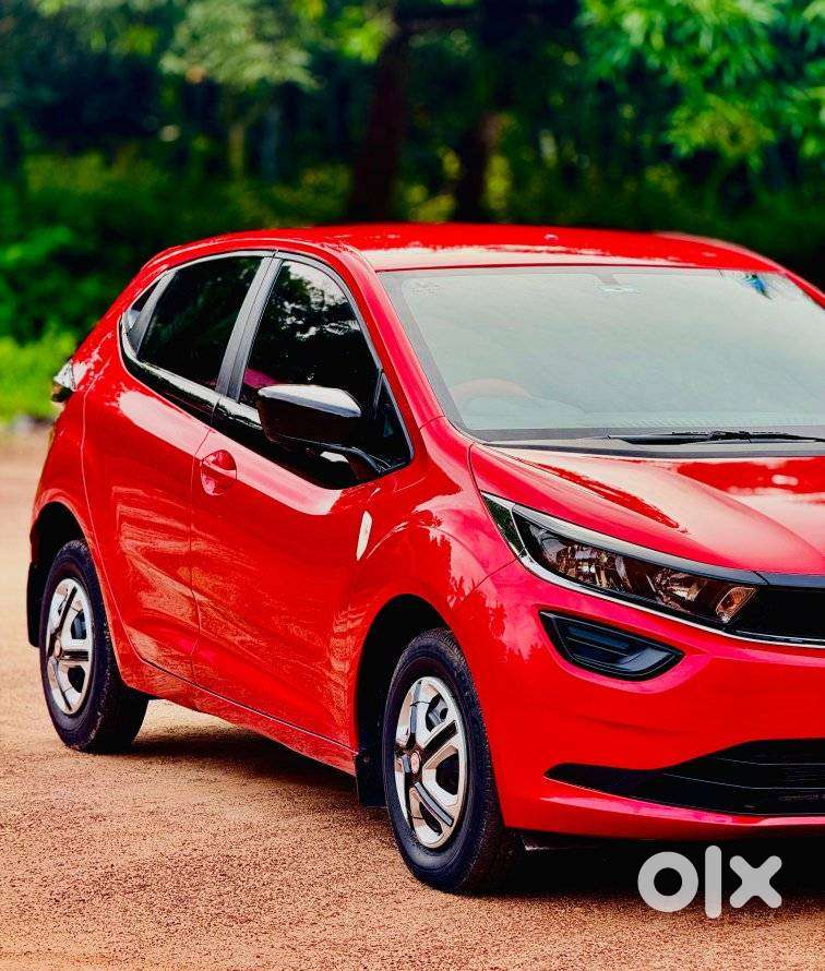 Tata Altroz 1.2 Xe, 2021, Petrol