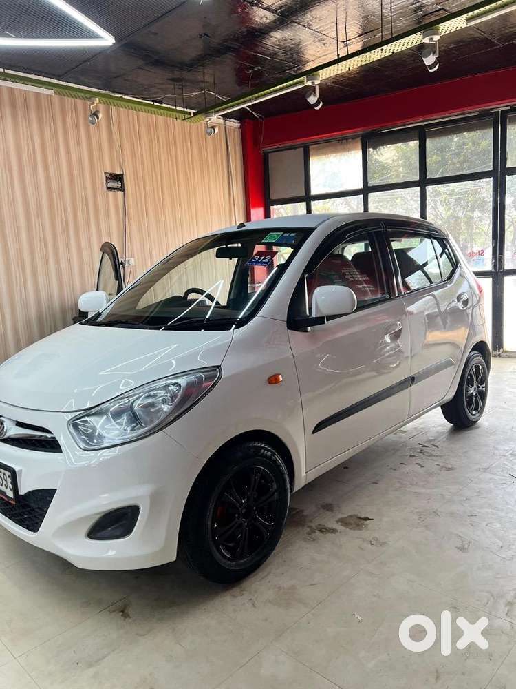 Hyundai I10 Cng & Hybrids Good Condition