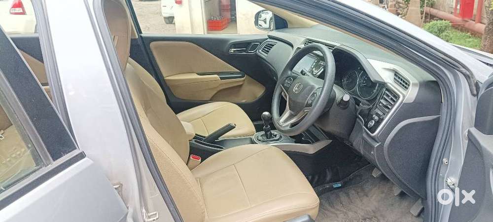 Honda City V Mt Exclusive, 2022, Petrol