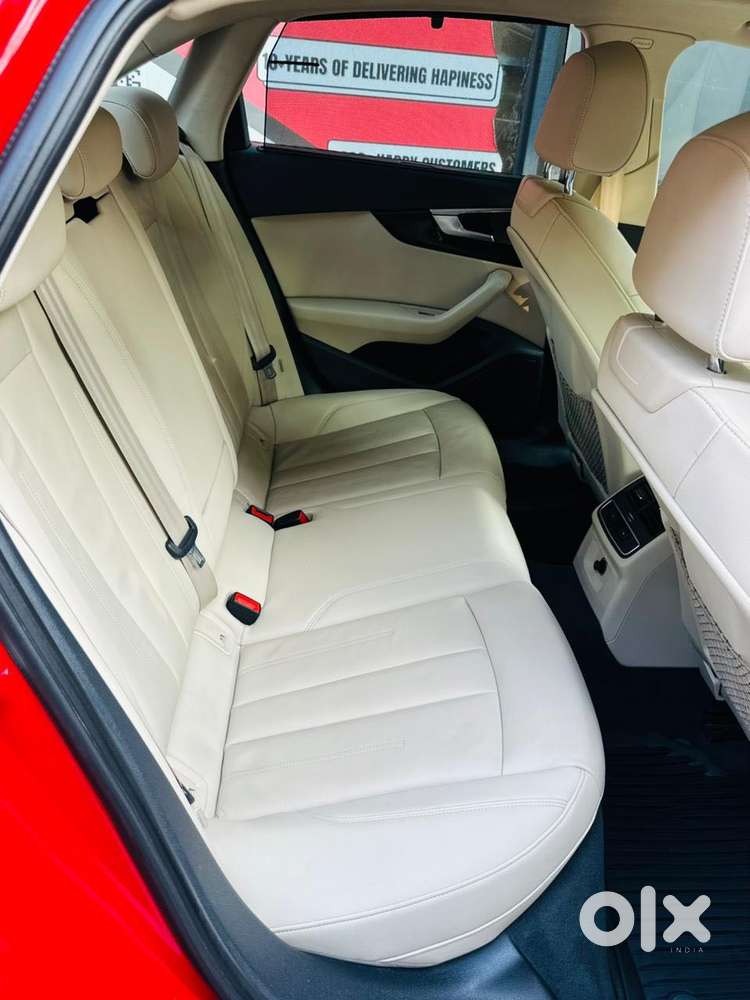 Audi A4, 2023, Petrol