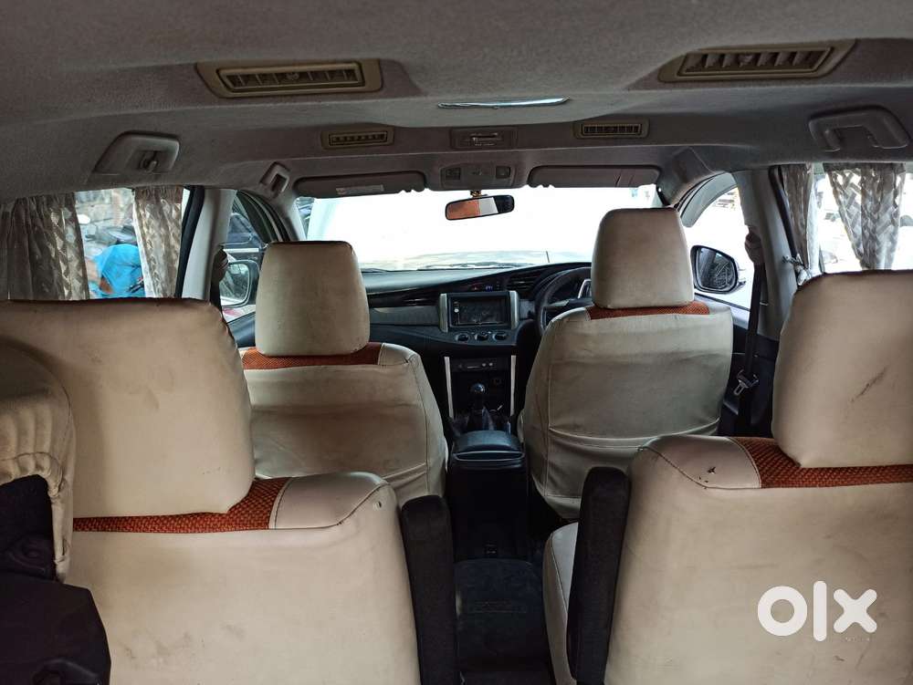 Toyota Innova Crysta 2.4 G Mt, 2017, Diesel