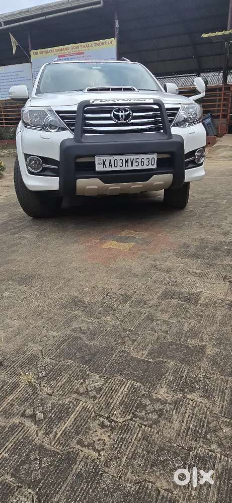 Toyota Fortuner 2015