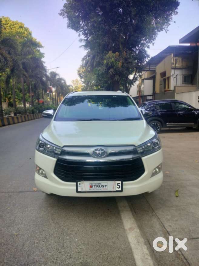 Toyota Innova Crysta 2.8z Automatic, 2017, Diesel