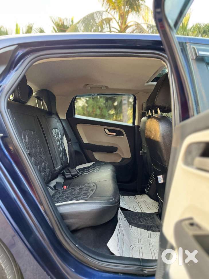 Tata Altroz, 2024, Petrol