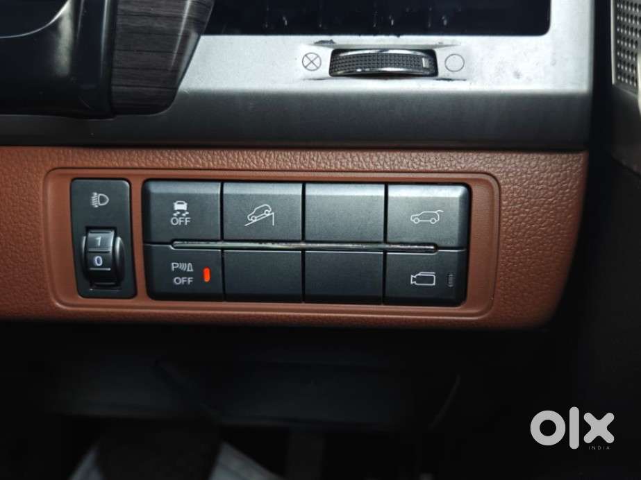 Mahindra Alturas G4 4wd At, 2019, Diesel