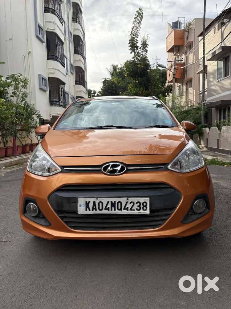 Grand I10 Sportz Petrol