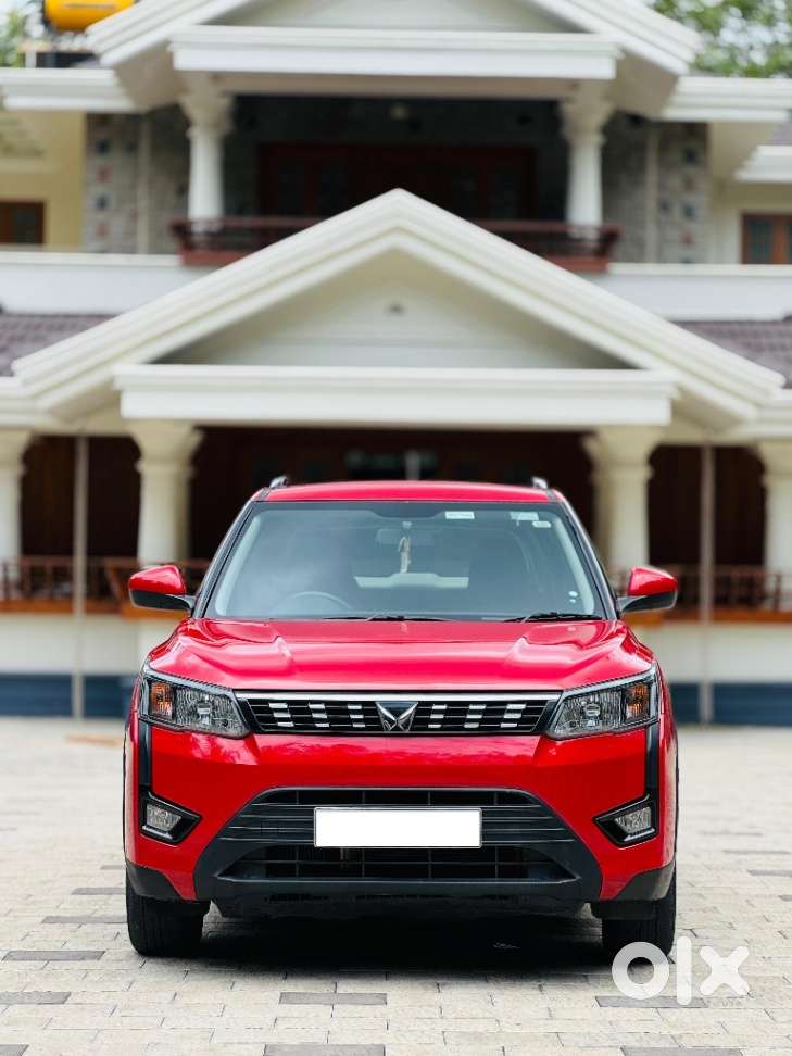 Mahindra Xuv300 W6 Amt Diesel, 2023, Diesel