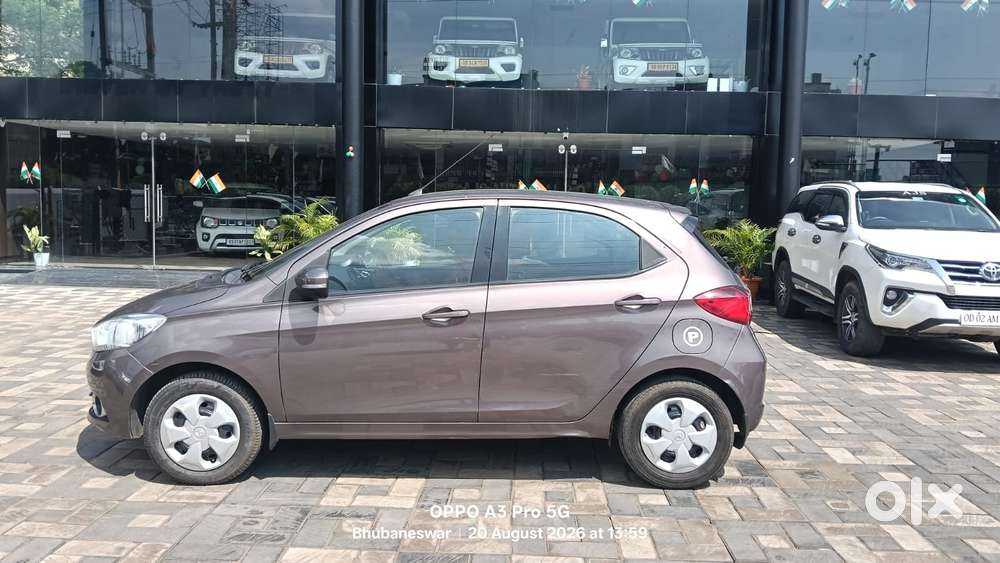 Tata Tiago Xz, 2017, Petrol
