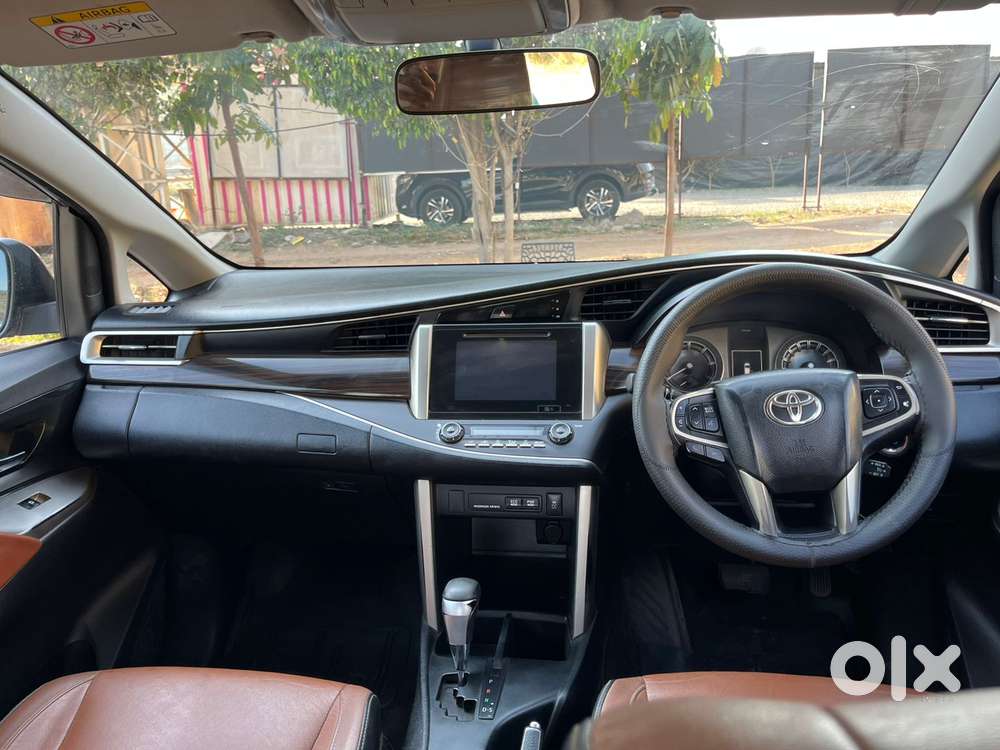 Toyota Innova Crysta 2.8z Automatic, 2018, Diesel
