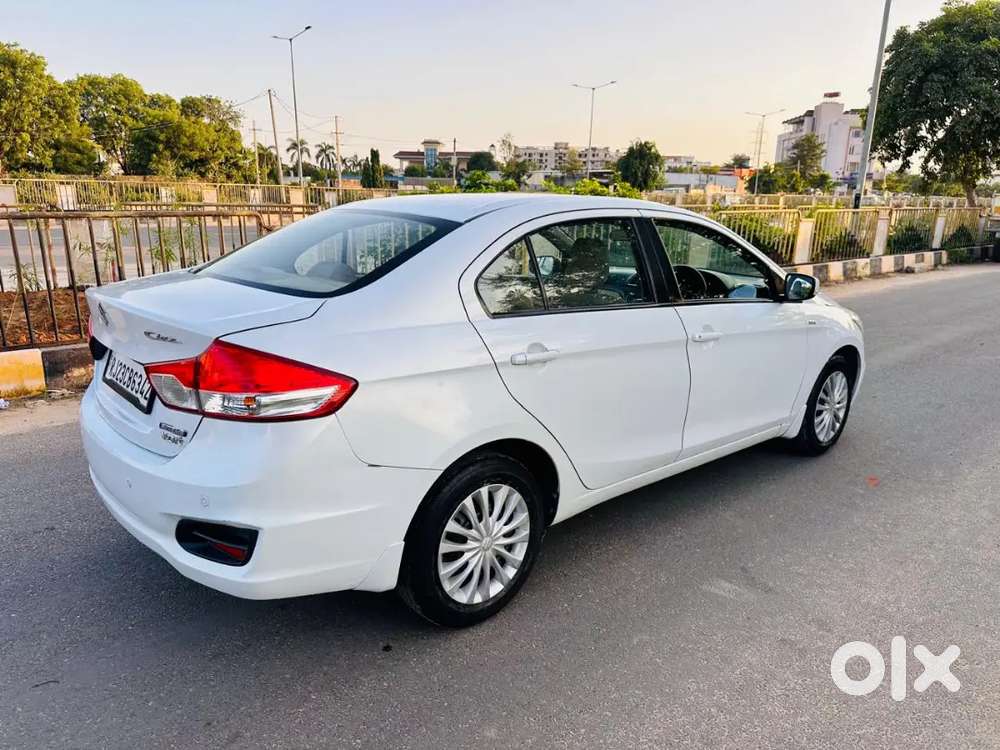 For Urgent Sell 2016 Maruti Suzuki Ciaz Diesel Car