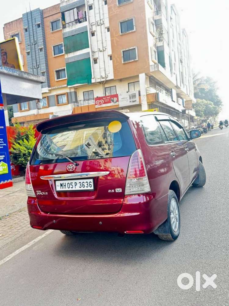 Toyota Innova 2.5 V 7 Str, 2010, Diesel