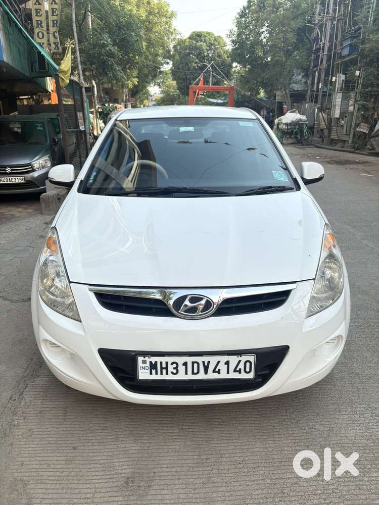 Hyundai I20 2010-2012 1.2 Sportz, 2011, Petrol