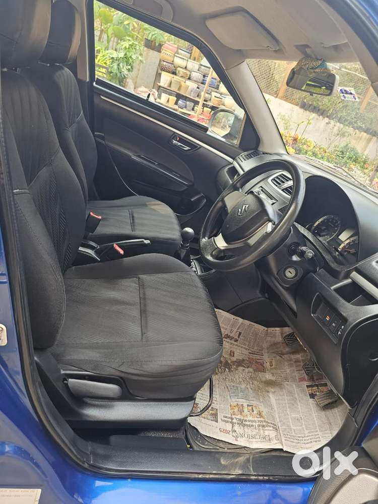 Maruti Suzuki Swift Vxi Abs Bsiv, 2013, Petrol