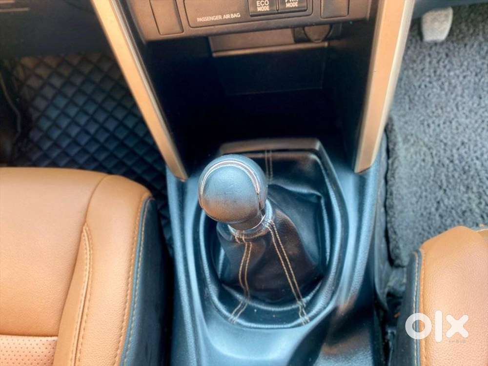 Toyota Innova Crysta 2.4 Vx Mt, 2019, Diesel