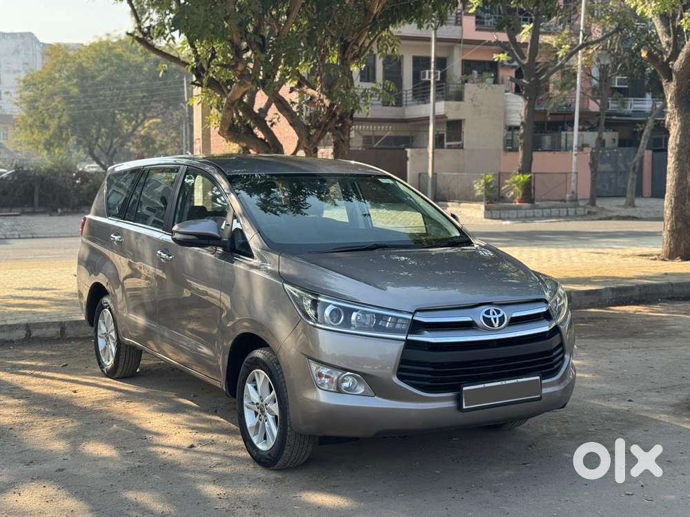 Toyota Innova Crysta 2.4 V 7 Str, 2017, Diesel