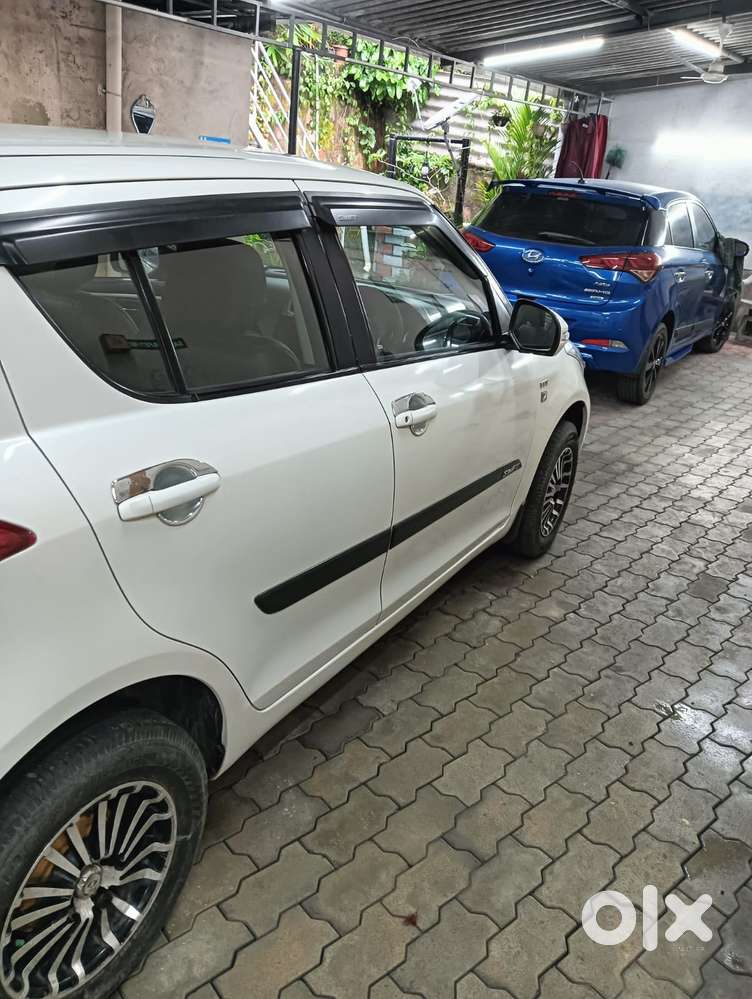 Maruti Suzuki Swift Vxi, 2014, Petrol