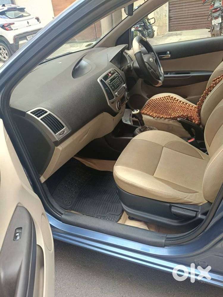 Hyundai I20 Sportz 1.2 Bs-iv, 2012, Petrol